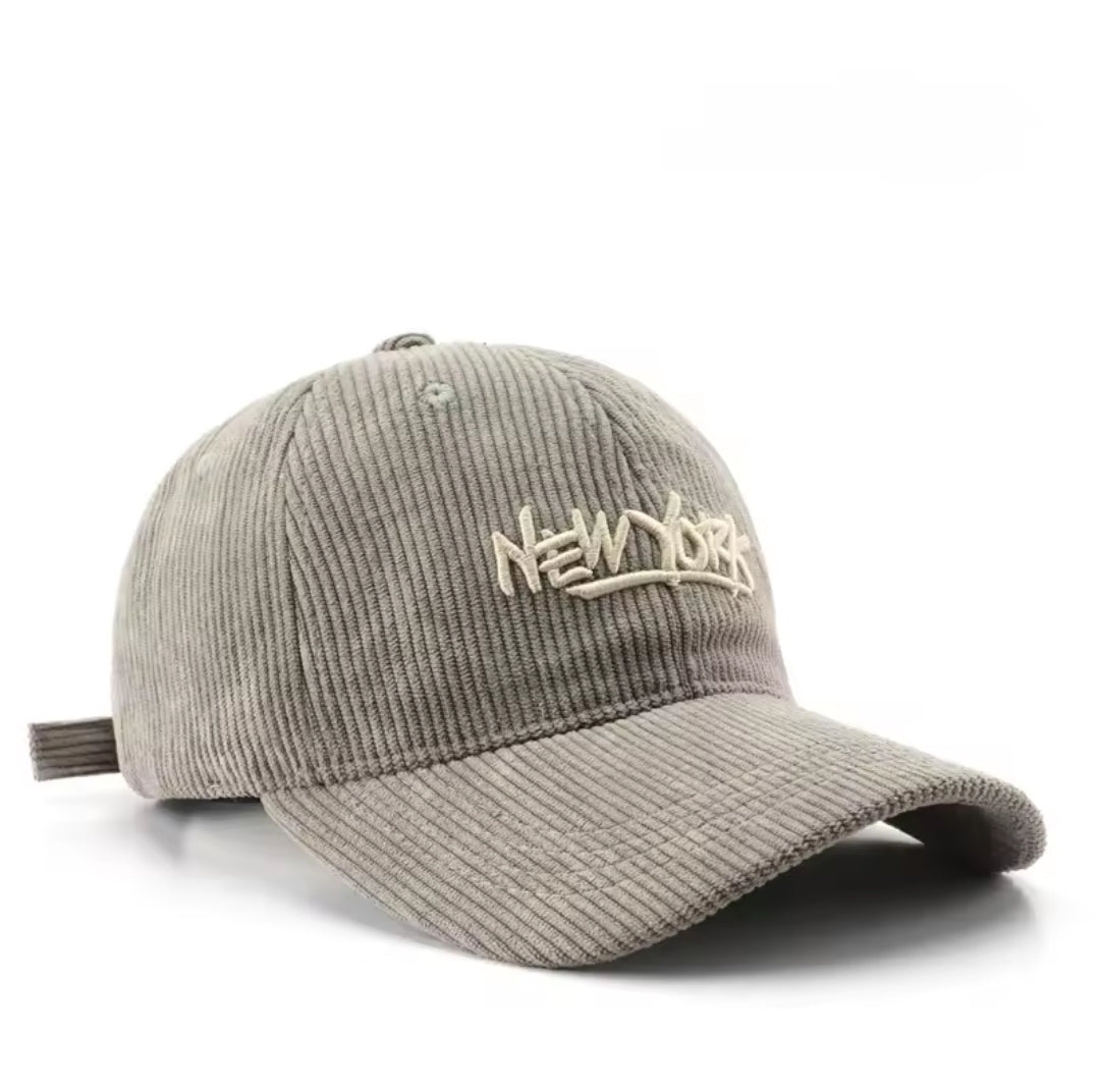 Gorra de béisbol bordada con letras en estilo pana vintage