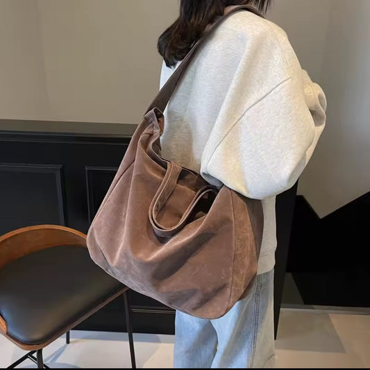 Bolso tote de gran capacidad en terciopelo